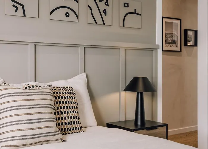 Lampoul - 2 Bedrooms And Balcony In Lapa 公寓 Lisboa